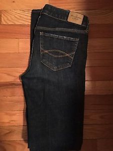 Ambercrombie jeans 6L