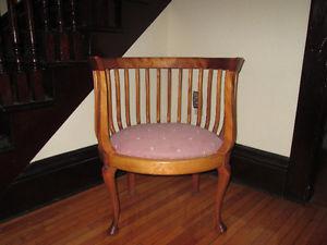 Antique solid maple barrel chair