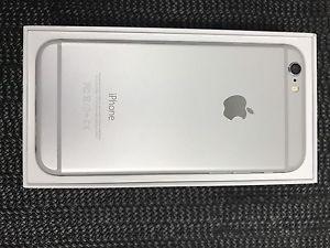 Apple iPhone 6 64 gb white (mint condition)(bell/virgin)