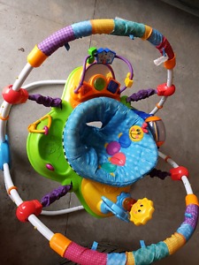 Baby bouncy chair
