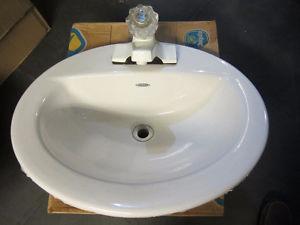 Bathroom sink+ faucet / Tap