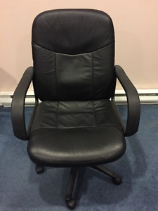 Black office Chair