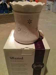 Blizzard Warmer by Scentsy