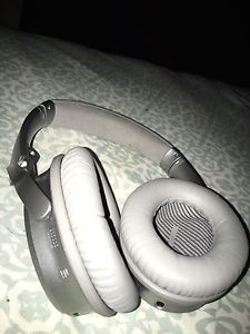 Bose qc35 noise cancelling wireless headphones