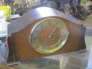 CIRCA s WESTMINSTER CHIME MANTLE CLOCK $30 FOR PARTS