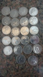Canadian silver 25 cent pieces and $0.10 pieces
