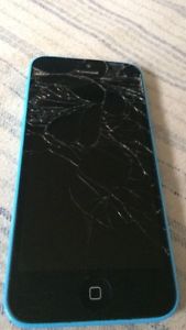 (Cracked Screen) Iphone 5c