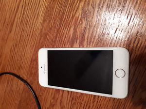 For sale IPhone 5s gold