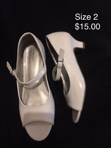 Girls formal shoe size 2