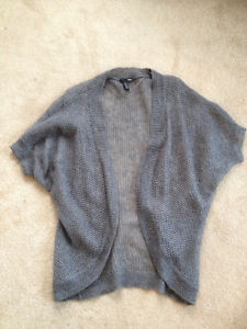 Grey H&M knit shrug