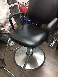 Hydraulic Styling Chair perfect condition!!