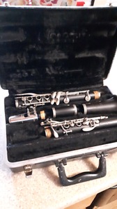 Intermediate wooden clarinet