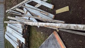 Over 100 used painted fenced boards