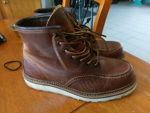 Redwing casual boots near new