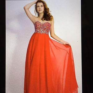 *Ruby Red Prom Dress*