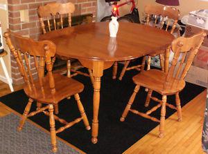 SOLID WOOD DINING TABLE WITH CHAIRS