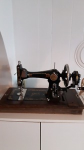 Sawing machine t.eaton 