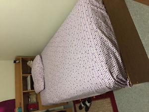 Selling Footboard headboard and Drawer chester