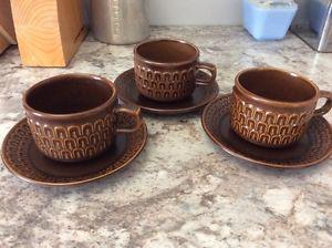 Set of three vintage Wedgwood Pennine cups & saucers REDUCED