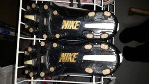 Soccer Cleats - Nike size 2 youth