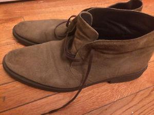 Suede shoes in very good condition