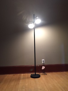Two-headed Floor Lamp (with light bulbs)