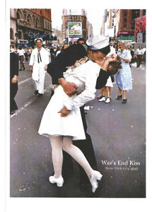 WORLD WAR II - WAR'S END KISS NEW YORK CITY  - COPY