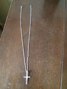 Wanted: Silver chain & pendant! 925