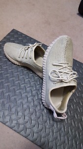 Wanted: Yeezy authentic