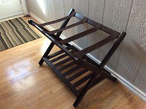 Wooden luggage rack