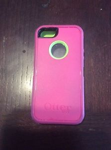 iPhone 5/5s Otterbox (Green and Pink)
