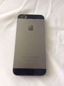 iPhone 5s 32GB / Space Grey