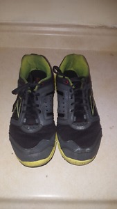 men's size 11 reebok sneakers. $15