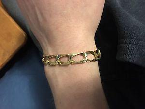 10k solid Gold bracelet 16grams 600$