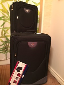 3 Piece Luggage Set with tags ~ Brand New!
