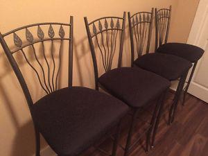 4 bar stools in great condition!