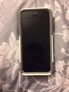 Black iPhone 5s