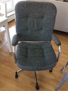 Dark Grey Desk Chair