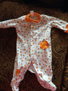 Halloween or cute fall sleeper 0-3 months