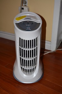 Honeywell air purifier, $150 new, selling for $50