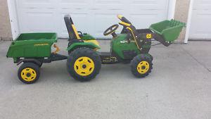 Kids pedal tractor w/ trailer