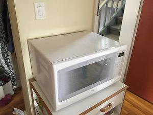 LARGE microwave for sale ! Must go!!