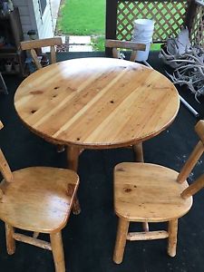 Log table and chairs
