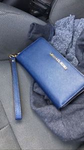Michael kors wallet brand new