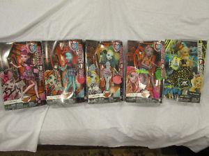 Monster High dolls(New in box)