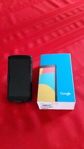 Nexus 5 Unlocked cell phone with case and car charger