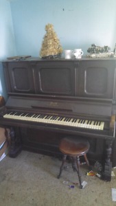 Old piano