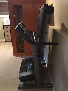 Pro-form XP 580 Cross trainer treadmill