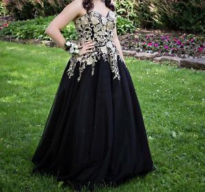 Prom dress for sale!