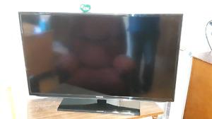 Samsung 40in Full HD LED tv $275 OBO
